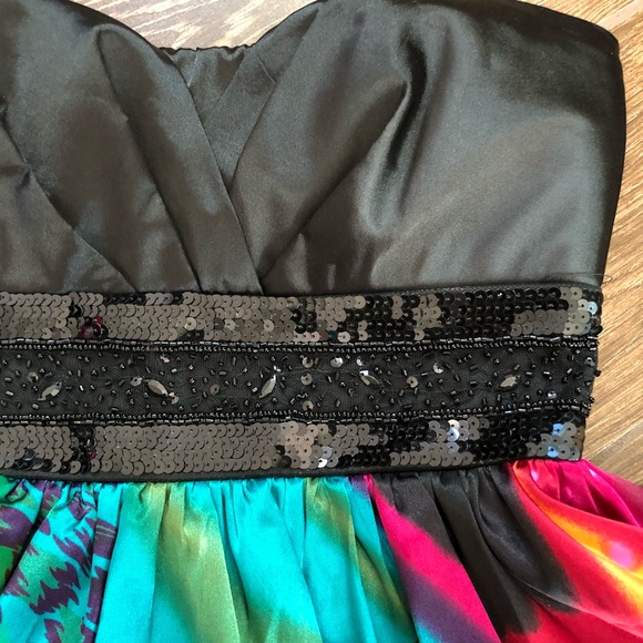 *New With Tags* Beautiful Speechless Dress - Picture 4 of 6